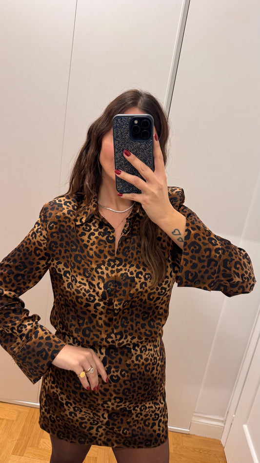 Abito leopardato